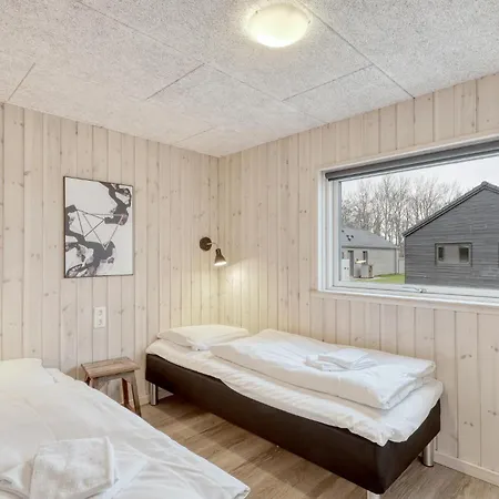 Gorgeous In With Sauna בית נופש