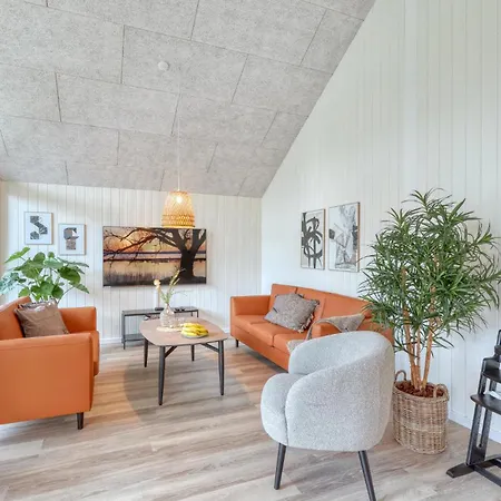 בית נופש Gorgeous In With Sauna Jesendorf